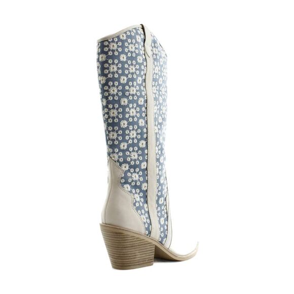 Dolce Vita Navene Blue Floral Fabric - Picture 7 of 8